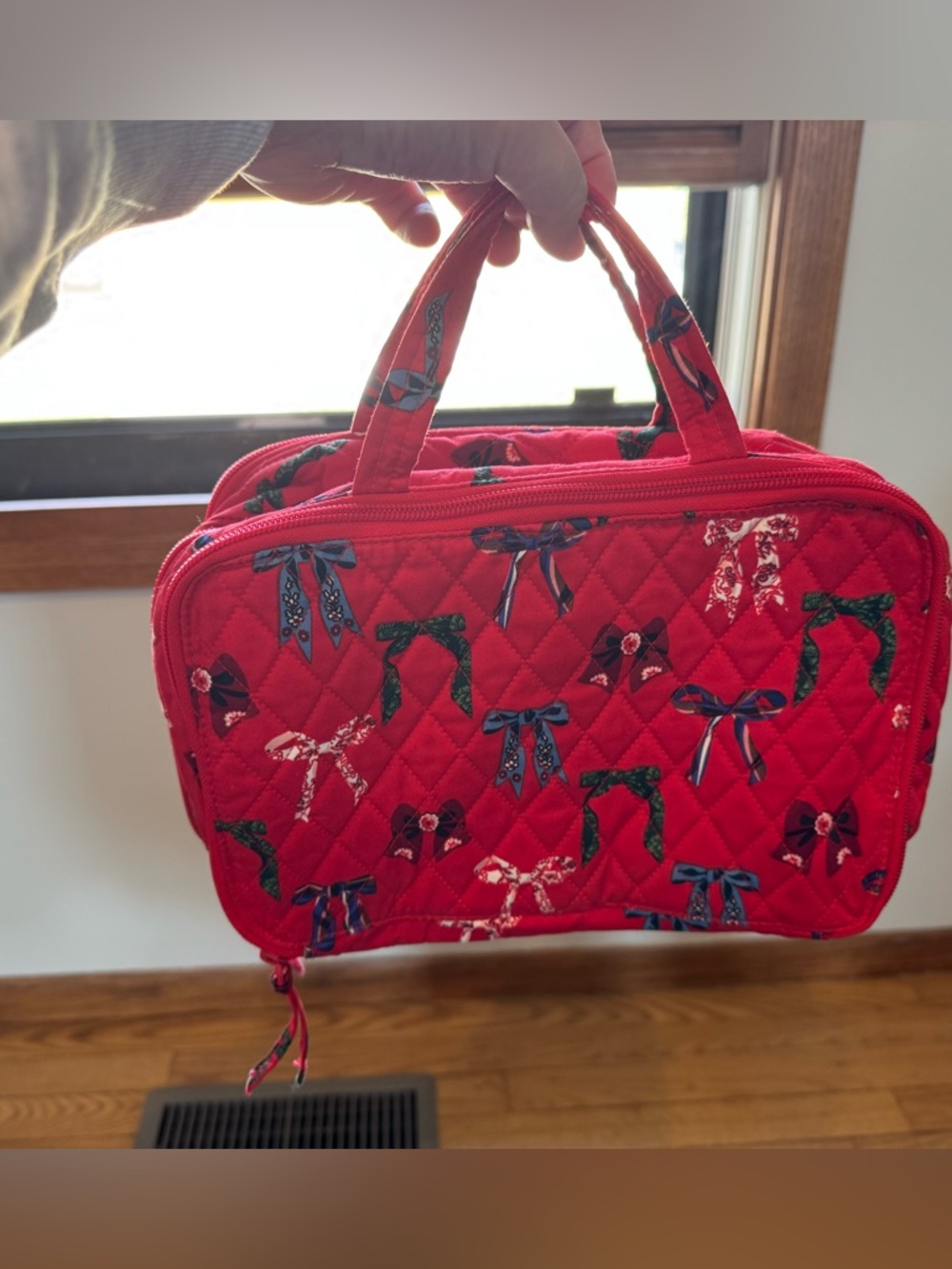 Vera Bradley - Quilted Red Bow-Print Travel Cosmetic Bag